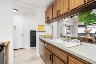 Photo #4: OC24059938 Listing 