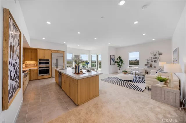 MLS: OC24060544 Condo For Sale