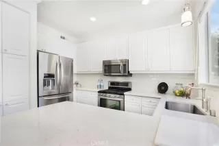 Photo #6: OC24061171 Listing 