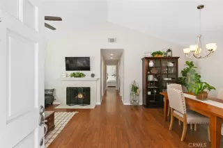 Photo #4: OC24061715 Listing