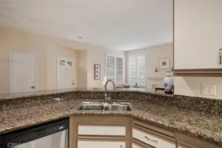 Photo #2: OC24062320 Listing 