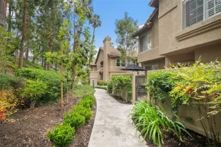 Photo #4: OC24062320 Listing 