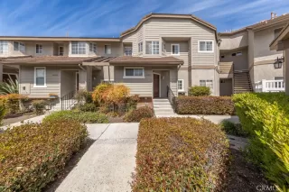 Photo #6: OC24062527 Listing