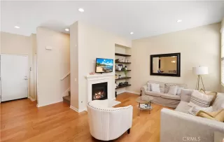 Photo #6: OC24062758 Listing