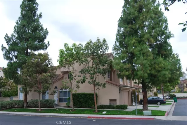 MLS: OC24063097 Condo For Sale