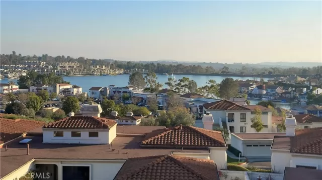 MLS: OC24063168 Condo For Sale