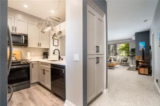 Photo #4: OC24063464 Listing 