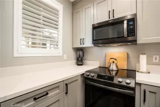 Photo #6: OC24063464 Listing 