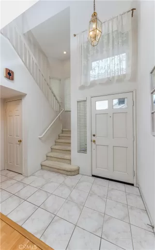 Photo #3: OC24063818 Listing 