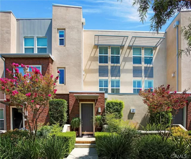 MLS: OC24063834 Condo For Sale