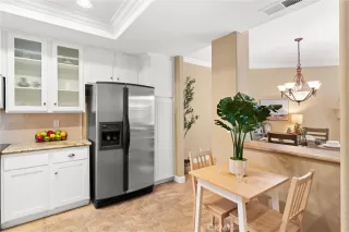 Photo #4: OC24063975 Listing 