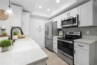 Photo #5: OC24064027 Listing 