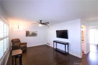 Photo #4: OC24064143 Listing