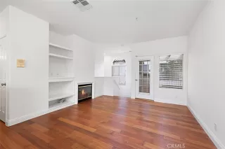 Photo #4: OC24064349 Listing 