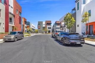 Photo #4: OC24065605 Listing 