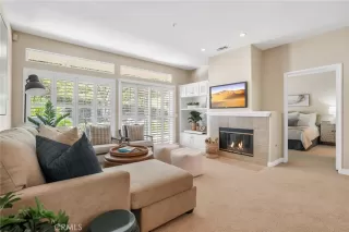 Photo #4: OC24065619 Listing