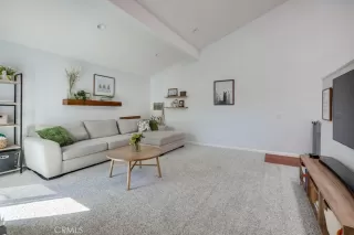 Photo #5: OC24065703 Listing 