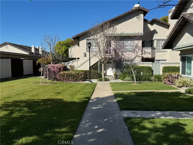 MLS: OC24066017 Condo For Sale