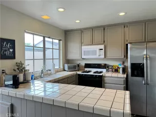 Photo #3: OC24066017 Listing 