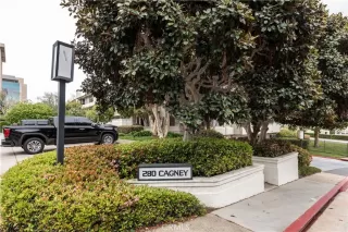 Photo #2: OC24066318 Listing 