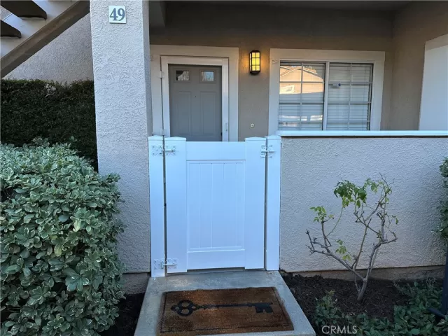 MLS: OC24066584 Condo For Sale