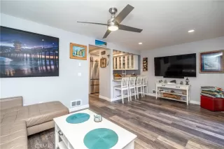 Photo #3: OC24066592 Listing 