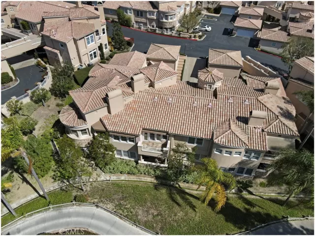 MLS: OC24066764 Condo For Sale