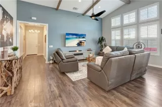 Photo #2: OC24066932 Listing 