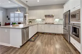 Photo #5: OC24066932 Listing 