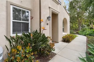 Photo #2: OC24067063 Listing