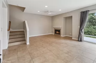 Photo #5: OC24067063 Listing