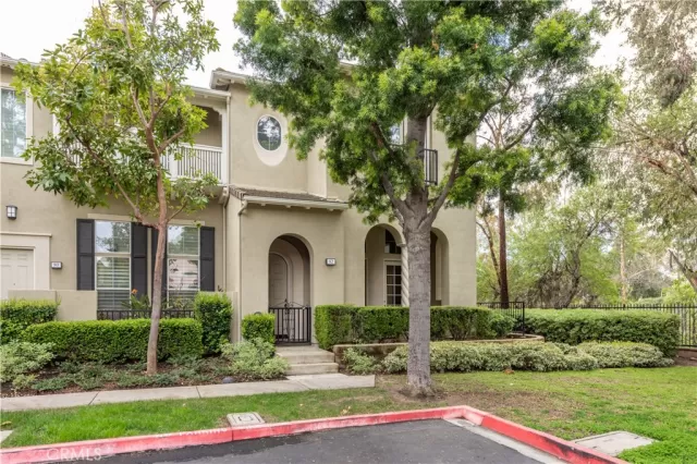 MLS: OC24067190 Condo For Sale