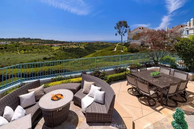 MLS: OC24067290 Condo For Sale