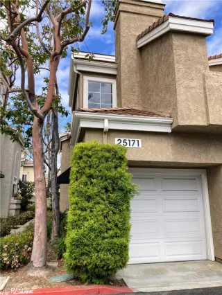 Photo #1: OC24067788 Listing