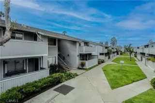 Photo #2: OC24067861 Listing