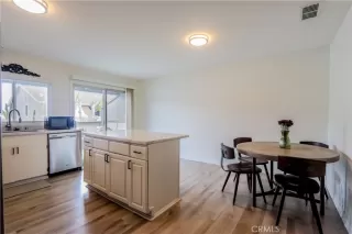 Photo #4: OC24067861 Listing