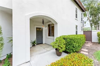 Photo #4: OC24067953 Listing 