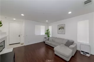 Photo #3: OC24068174 Listing 