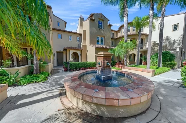 MLS: OC24068679 Condo For Sale