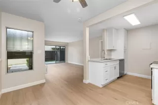 Photo #3: OC24068783 Listing 