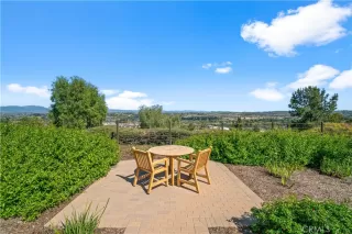 Photo #4: OC24068805 Listing 