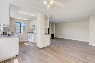 Photo #6: OC24068896 Listing 