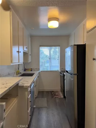 Photo #3: OC24068898 Listing