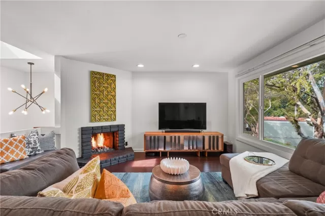 MLS: OC24068942 Condo For Sale