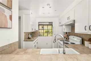 Photo #2: OC24068989 Listing 