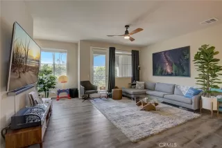 Photo #3: OC24069221 Listing 