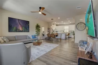 Photo #4: OC24069221 Listing 