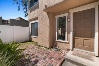 Photo #2: OC24069360 Listing