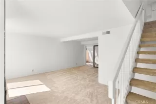 Photo #3: OC24069360 Listing