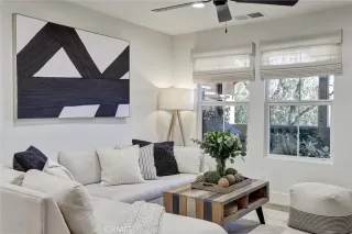 Photo #3: OC24069508 Listing 